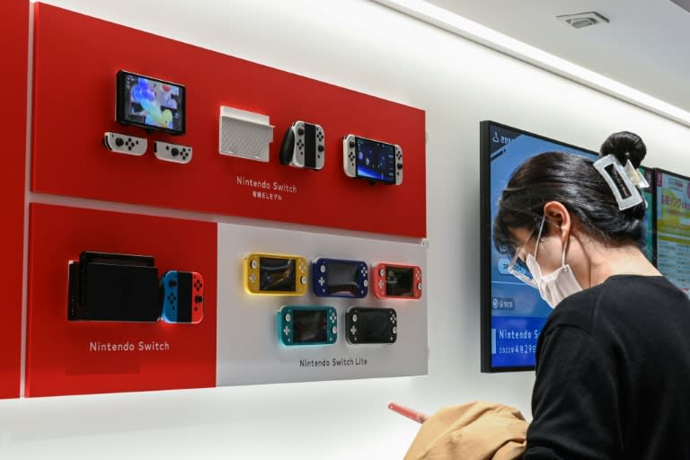 Des consoles Switch dans un magazin Nintendo à Tokyo, le 6 novembre 2023 (Richard A. Brooks)