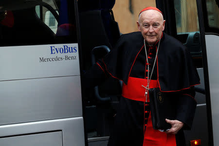 FILE PHOTO: Cardinal Theodore Edgar McCarrick from U.S. arrives for a meeting at the Synod Hall in the Vatican March 7, 2013. REUTERS/Alessandro Bianchi/File Photo