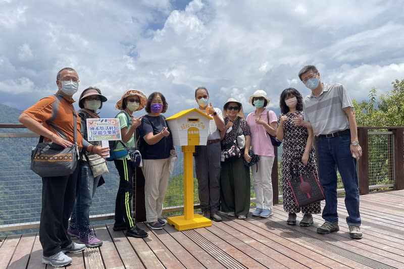 全民網紅暢遊拉拉山-神木悠活輕鬆花園享樂趣