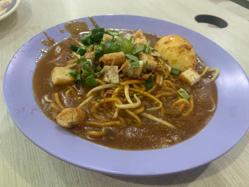 Aunty Sham Ayam Penyet - Mee Rebus