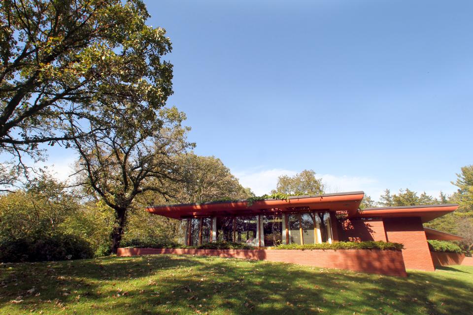 Cedar Rock, the Lowell and Agnes Walter home, designed and built by Frank Lloyd Wright, 1948-1950, in Quasqueton overlooking the Wapsipinicon River in Buchanan County.