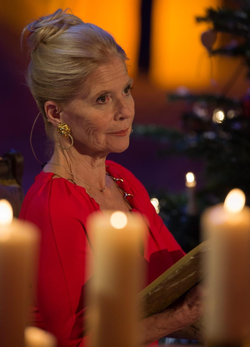 Empathie und eine besondere Gabe, sich auszudrücken: Christiane Hörbiger (hier 2014 beim "Adventsfest der 100.000 Lichter" in Suhl) hatte beides. Nun ist die Schauspielerin im Alter von 84 Jahren verstorben. (Bild: 2014 Getty Images/Jens-Ulrich Koch)