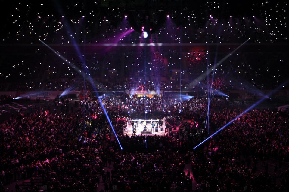 Boxing - Wladimir Klitschko v Tyson Fury WBA, IBF & WBO Heavyweight Title's - Esprit Arena, Dusseldorf, Germany - 28/11/15 General view before the fight Reuters / Ina Fassbender Livepic