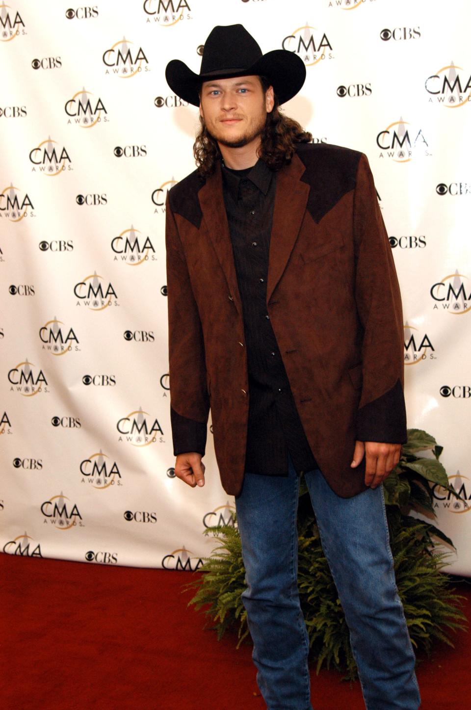 blake shelton 2003 cma awards