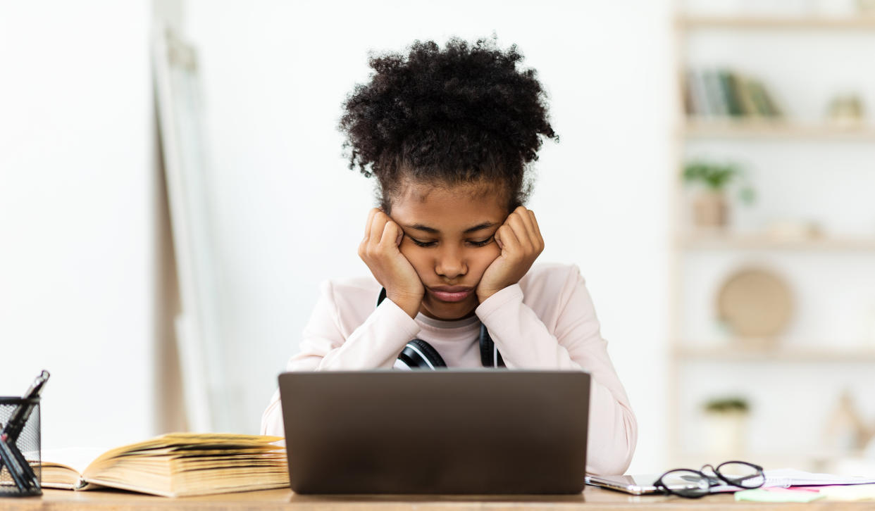 A few simple questions can help parents gauge how their children are really coping with COVID-19 stress.  (Photo: Prostock-Studio via Getty Images)