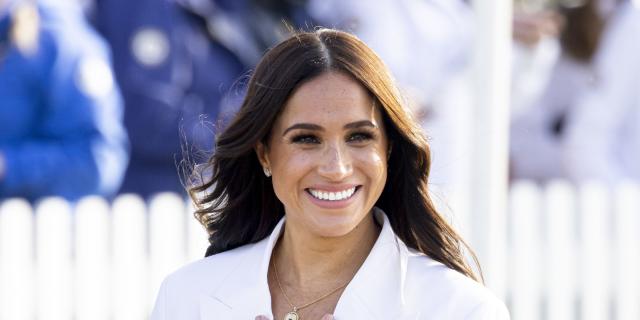 Best Designer Work Bags For Stylish Professional Women: Meghan Markle's  Approved Brand Cuyana for the perfect the classic tote.