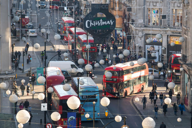 Plans unveiled to pedestrianise London's Oxford Street in 2018