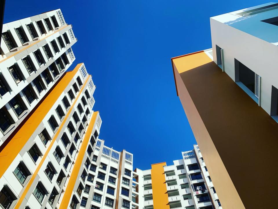 factors affect HDB valuation