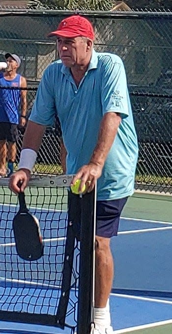 Ivan Lendl relaxing between games at Pictona.