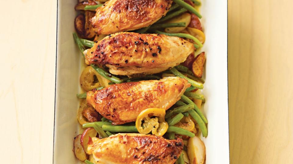 Pan-Roasted Chicken With Lemon-Garlic Green Beans