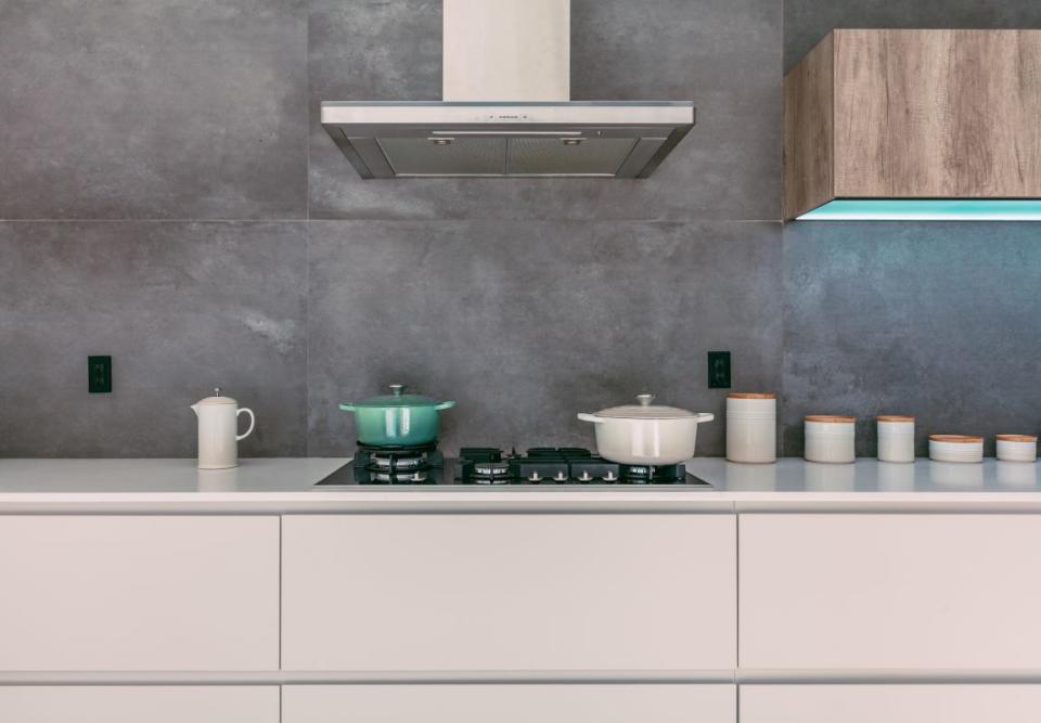 An upgraded range hood makes a big difference in your kitchen.<p>Photo by Le Creuset on Unsplash</p>
