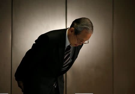 Toshiba Corp CEO Satoshi Tsunakawa attends a news conference at the company's headquarters in Tokyo, Japan, December 27, 2016. REUTERS/Toru Hanai