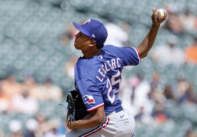 Rangers place reliever Jose Leclerc on 15-day injured list - ESPN