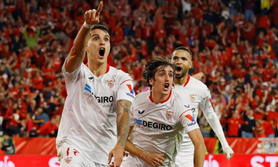 Sevilla’s Érik Lamela celebrates scoring in extra time against Juventus in their semi-final second leg.