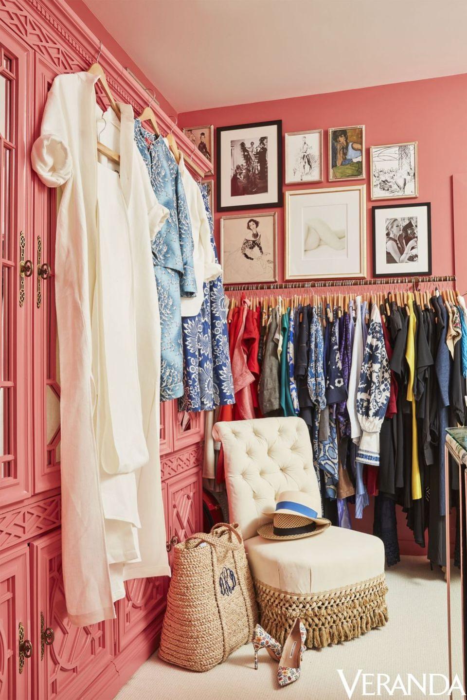 pretty in pink veranda walk in closet ideas