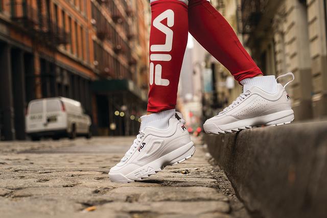 FILA DISRUPTOR II Womens Sneaker  Trendy shoes sneakers, Fila white  sneakers, Sneakers fashion