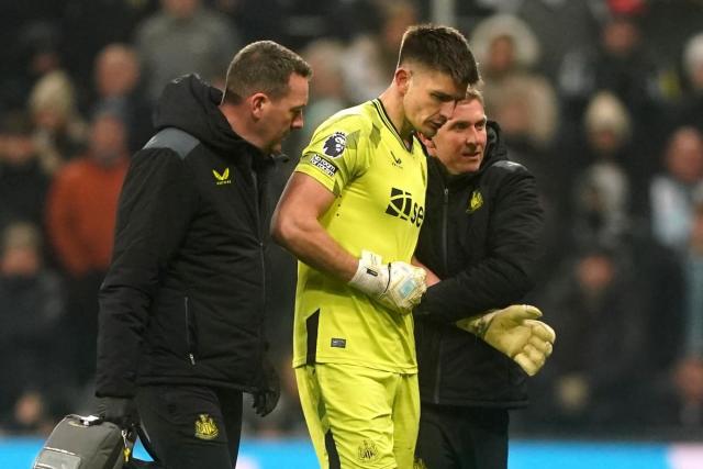 Eddie Howe's worrying Nick Pope admission after Newcastle's Manchester  United win