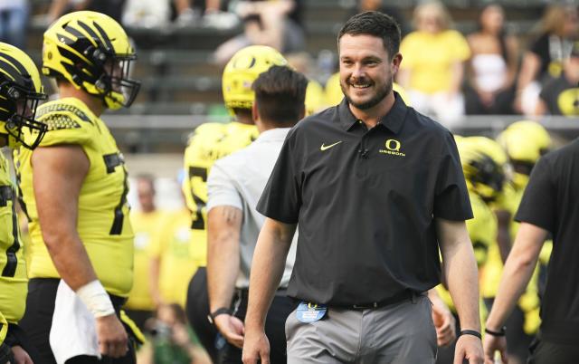 Where the Ducks' 2023 recruiting class compares to the best in