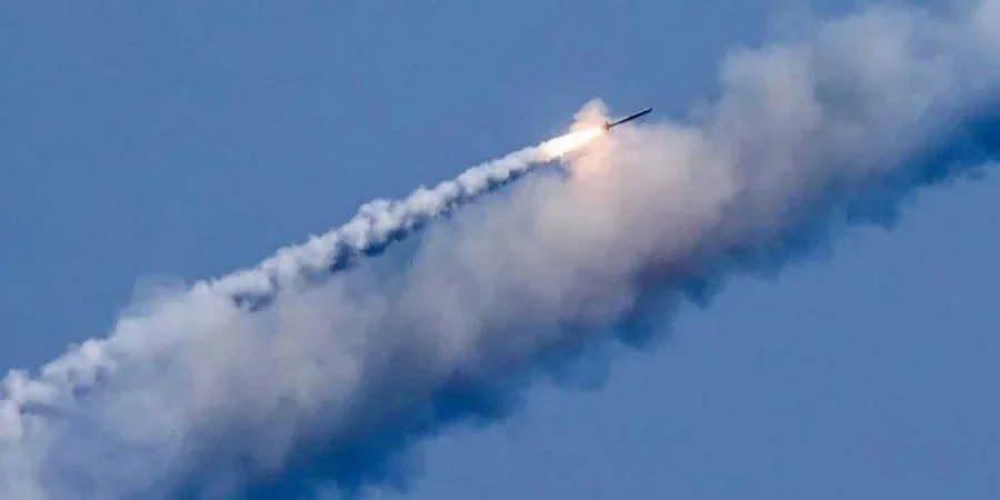 Russia continues its missile strikes on Ukrainian cities, some of the missiles are shot down by the Ukrainian military