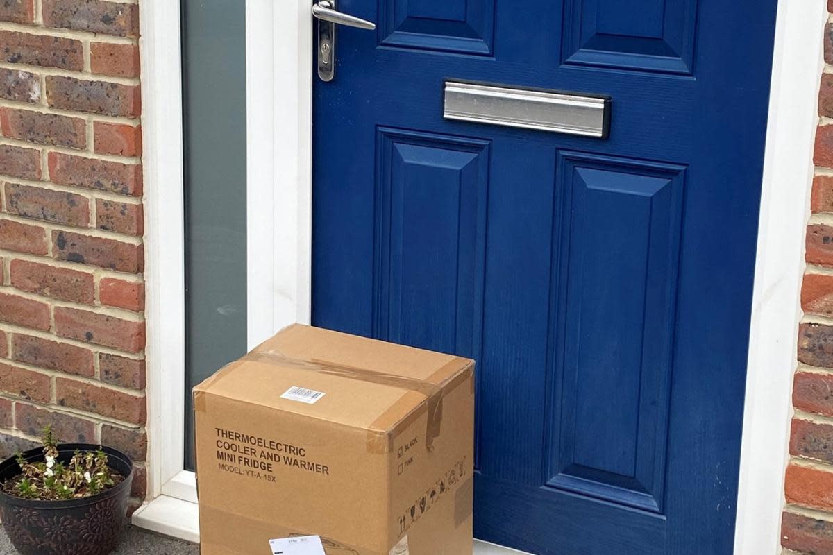 Increase in parcel thefts <i>(Image: Blandford Police)</i>