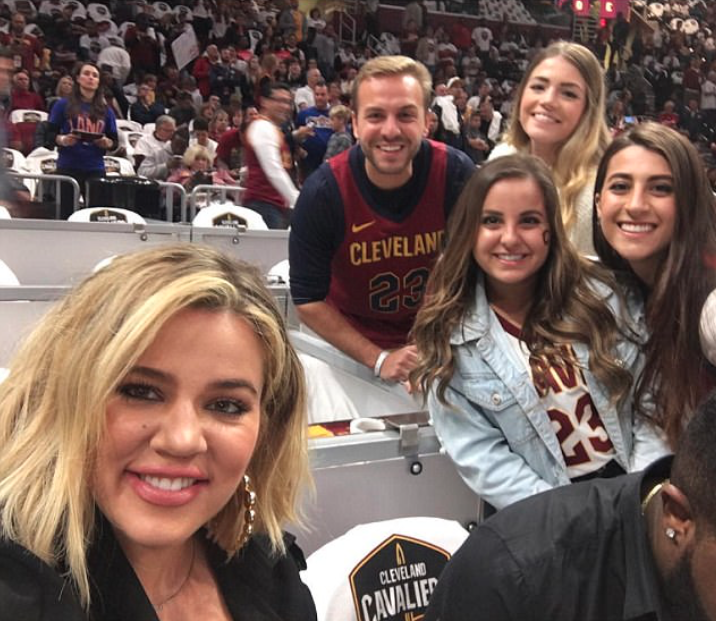 Fan Taya posted the cute snap at the Cleveland Cavaliers game in Ohio. Source: Instagram