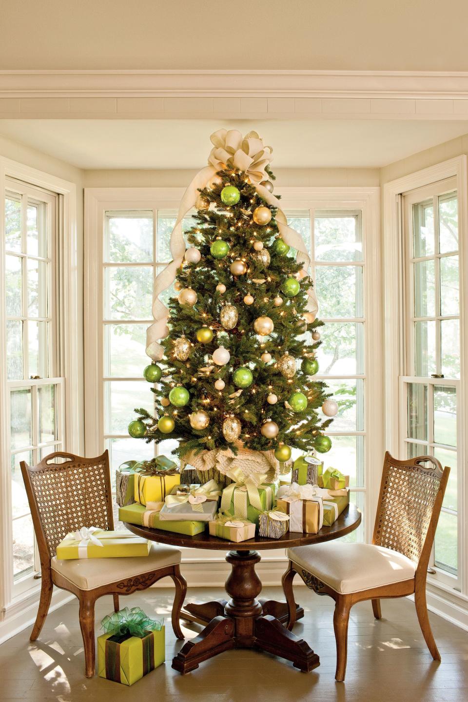 Green & Gold Tabletop Tree