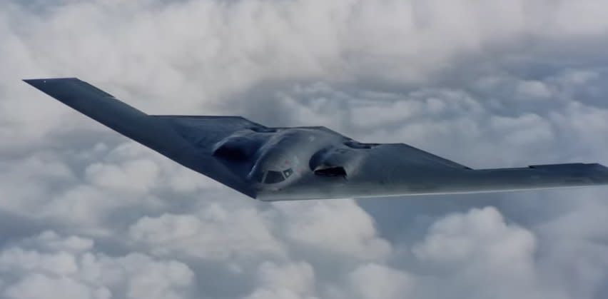 b-2 stealth bomber