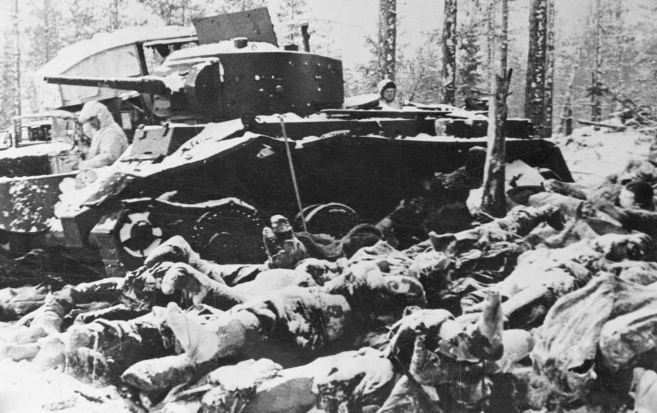 Soviet troops tanks Finland winter war