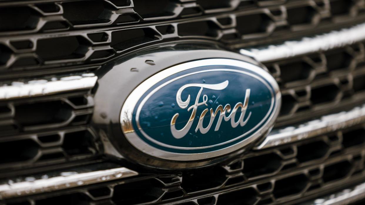 ford emblem