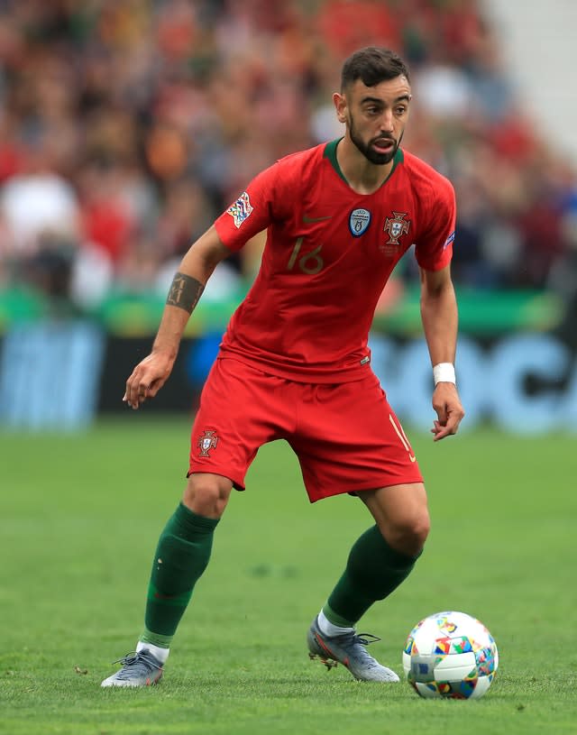 Fernandes has earned 19 caps for Portugal