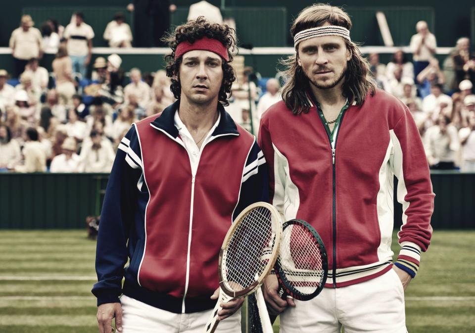 Björn Borgs Fünfsatzsieg gegen den aufstrebenden US-Amerikaner John McEnroe am 5. Juli 1980 auf dem "heiligen Rasen" von Wimbledon hatte alle Zutaten einer griechischen Tragödie. Shia LaBeouf (links) als aufbrausender McEnroe und Sverrir Gudnason als stoischer schwedischer Titelverteidiger Borg ließen das Duell in "Borg/McEnroe" wiederaufleben. (Bild: 2017 Universum Film)