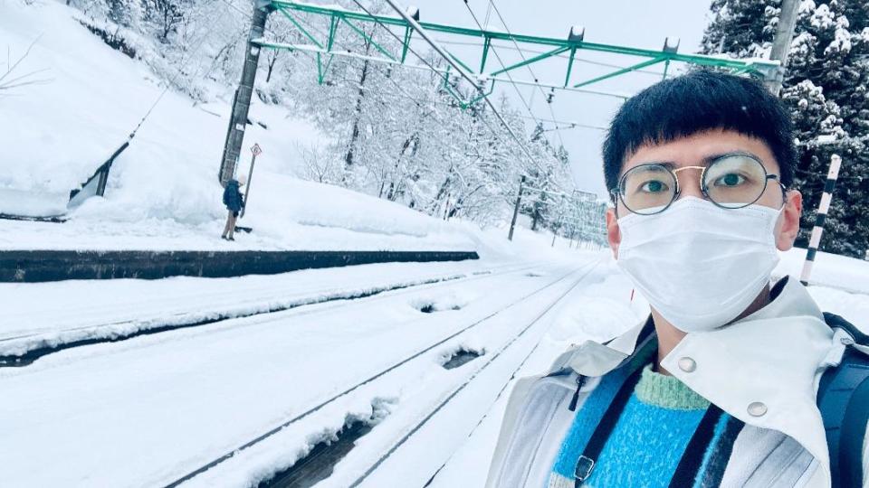 廖文強旅行期間恰逢日本大雪，讓他直呼很幸運。（圖／何樂音樂提供）