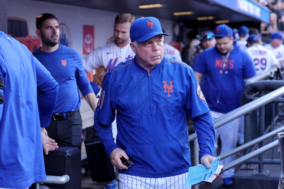 New York Mets manager Buck Showalter (11) leaves the dugout after losing to the Philadelphia Phillies on Oct. 1, 2023, at Citi Field. Showalter today announced that he will not be managing the Mets in 2024.