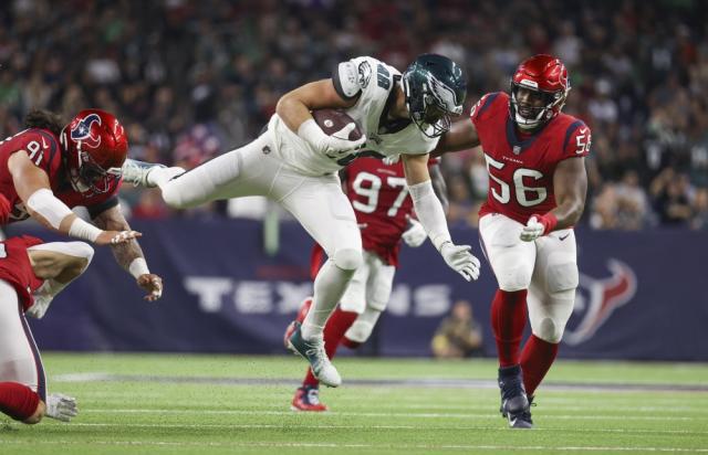 Jemal Singleton is the Eagles' nominee for the NFL Salute to Service Award