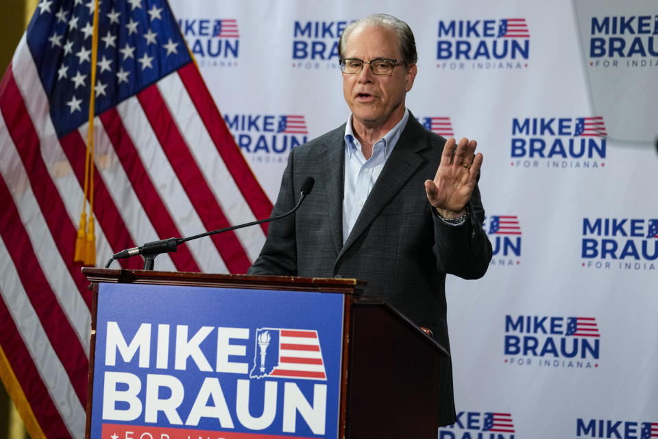 U.S. Sen. Mike Braun, R-Ind., announces in Indianapolis, Monday, Dec. 12, 2022 that he will for Indiana governor in 2024. Braun will face Indiana Lt. Gov. Suzanne Crouch for the Republican nomination. (AP Photo/Michael Conroy)