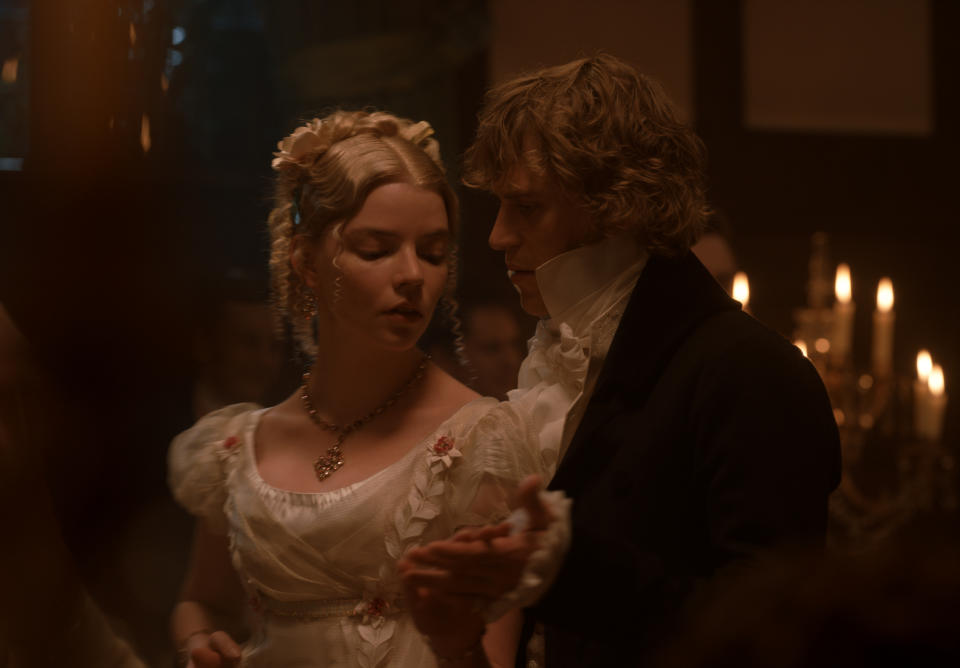 Anya Taylor-Joy (left) as 'Emma Woodhouse' and Johnny Flynn (right) as 'Mr. Knightley' in director Autumn de Wilde's EMMA., a Focus Features release. (Focus Features/Universal)