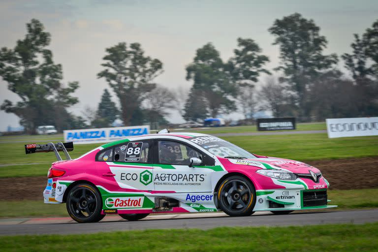 Facundo Marques, ganador de la primera carrera del TC2000 en el regreso de la categoría a San Jorge; el riocuartense tenía apenas 1 año cuando se corrió por última vez en el Parque de la Velocidad