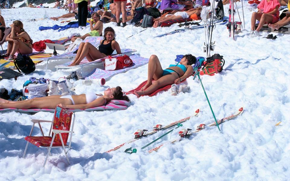 summer skiing - Getty/Bo Zaunders