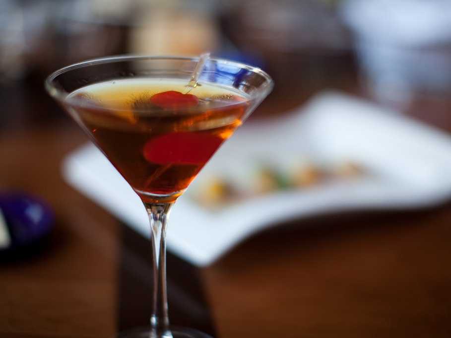 manhattan cocktail