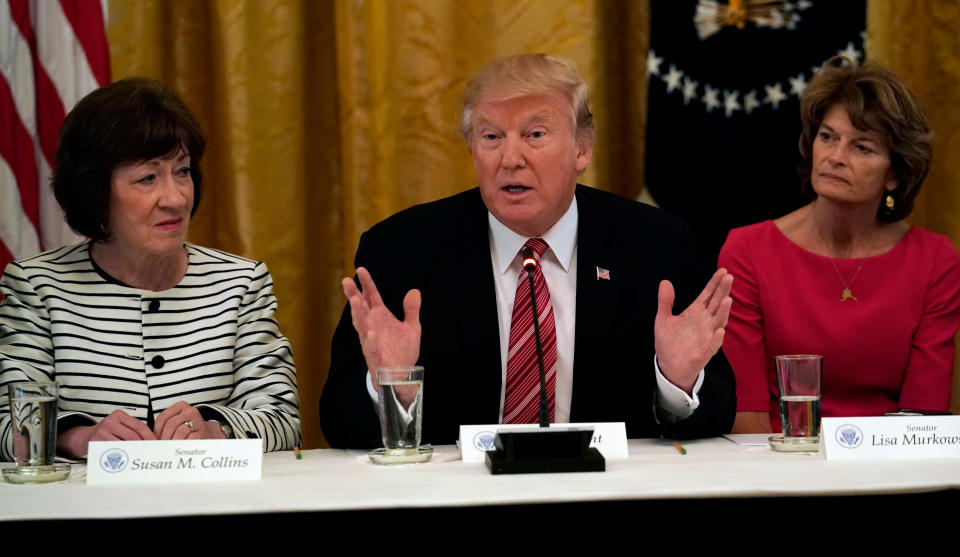 Republican Sens. Susan Collins of Maine (left) and Lisa Murkowski of Alaska (right) support abortion rights. But they keep voting for President Donald Trump's anti-choice judges. (Photo: Kevin Lamarque / Reuters)