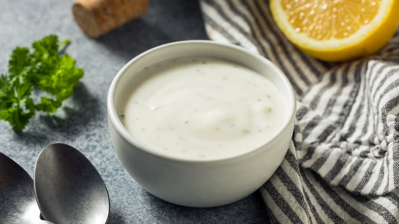 Creamy dressing in a dish