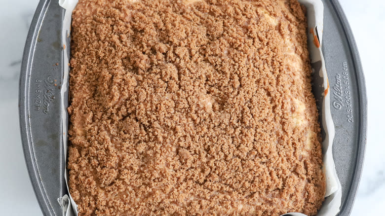 coffee cake with streusel topping