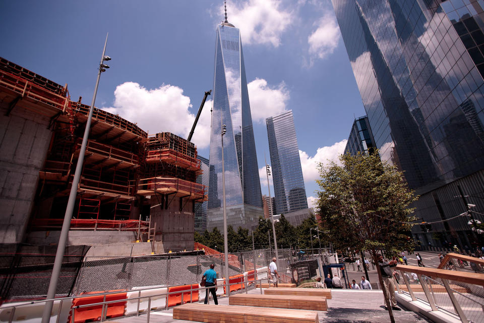 Elevated park opens at WTC site, overlooks 9/11 memorial