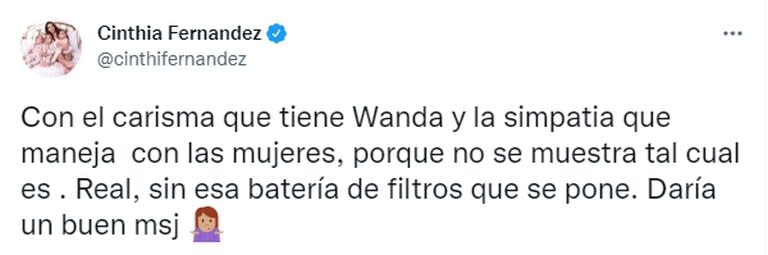 El tuit de Cinthia Fernández sobre el topless de Wanda Nara