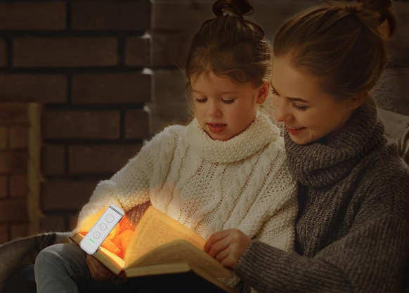 Maximal flexibel und für jedes Lesebedürfnis perfekt: Die wiederaufladbare Leselampe von Glocusent ist unser aktuelles Lieblingsprodukt. (Bild: Amazon)