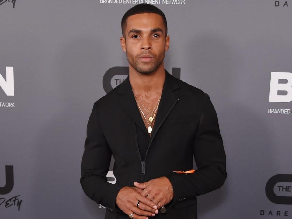 "Emily in Paris"-Star Lucien Laviscount bei einem Auftritt in Los Angeles. (Bild: DFree/Shutterstock.com)