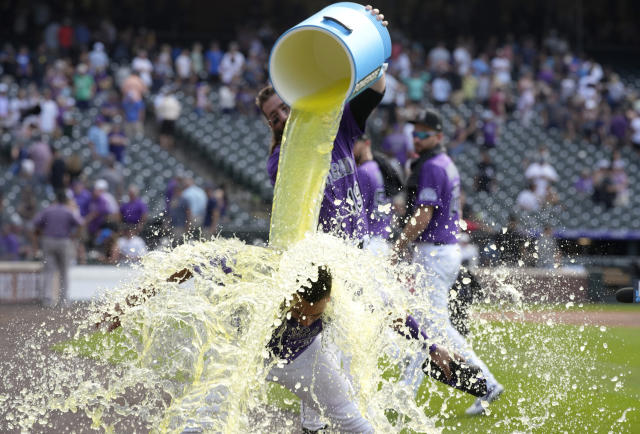 Díaz, Rockies rally off Graveman in 9th, stun White Sox 6-5