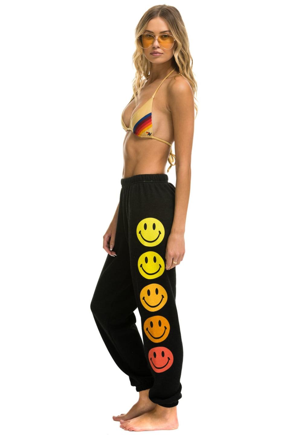 <p><a href="https://go.redirectingat.com?id=74968X1596630&url=https%3A%2F%2Fwww.aviatornation.com%2Fproducts%2Fsmiley-sunset-womens-sweatpants-black&sref=https%3A%2F%2Fwww.bestproducts.com%2Fparenting%2Fg32041201%2Fgifts-for-new-moms%2F" rel="nofollow noopener" target="_blank" data-ylk="slk:Shop Now;elm:context_link;itc:0;sec:content-canvas" class="link ">Shop Now</a></p><p>Smiley Sunset Sweatpants</p><p>aviatornation.com</p><p>$156.00</p>