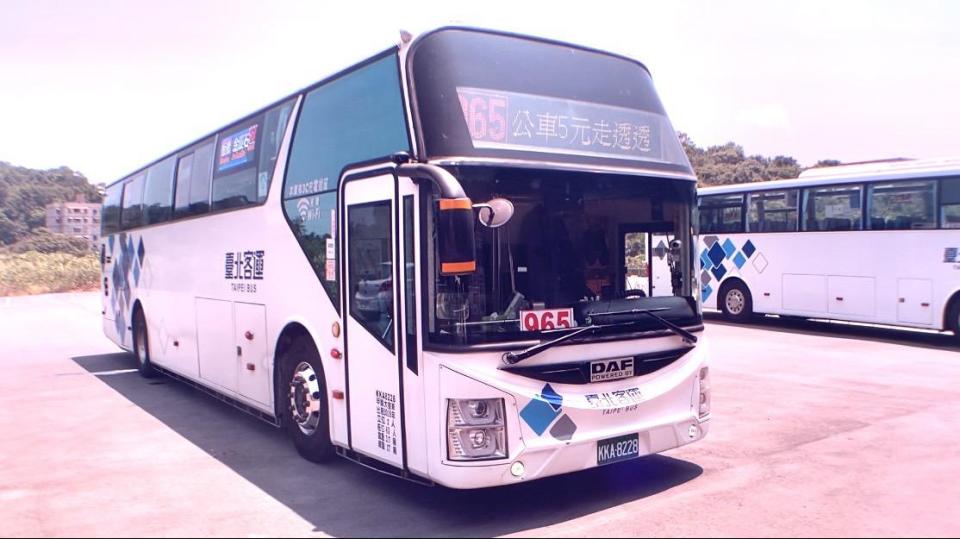 台北客運795、965路線公車安全又舒適。   圖：台北客運提供