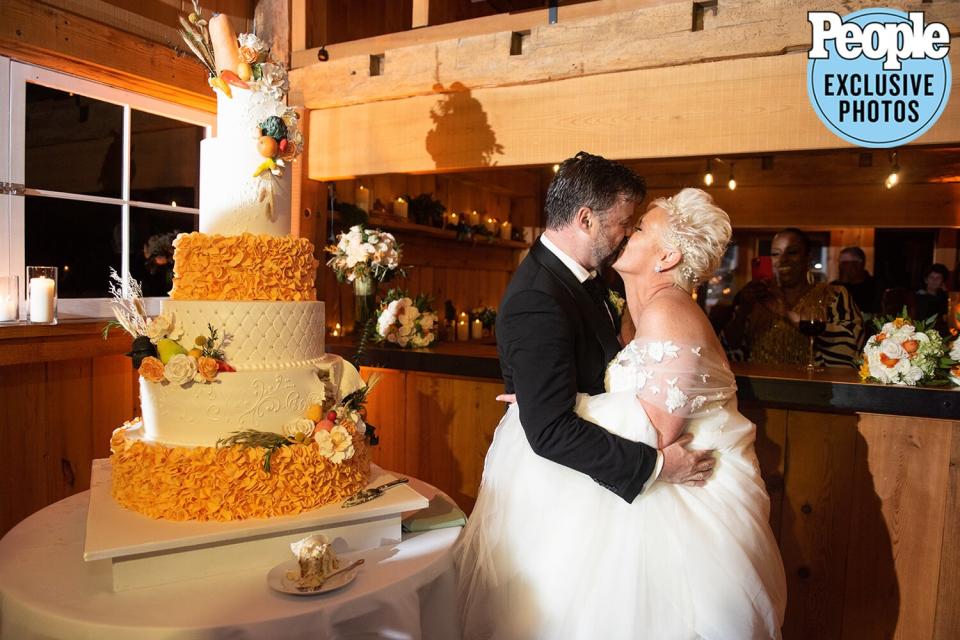 Anne Burrell’s fall-themed wedding